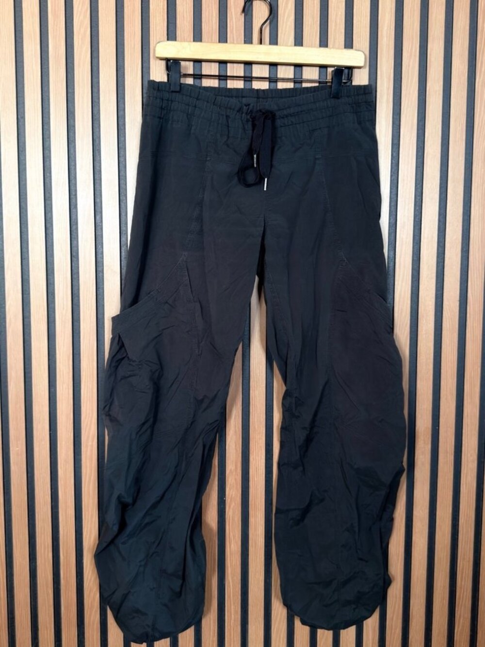 Lululemon Dance Studio Pants 4 Womens Ruched Black Drawstring Harem